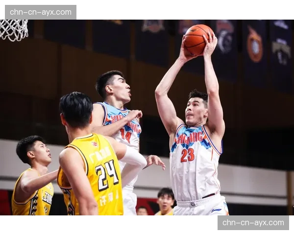 新疆飞虎抵达沈阳，阿不都沙拉木确认将带感冒出战半决赛首场